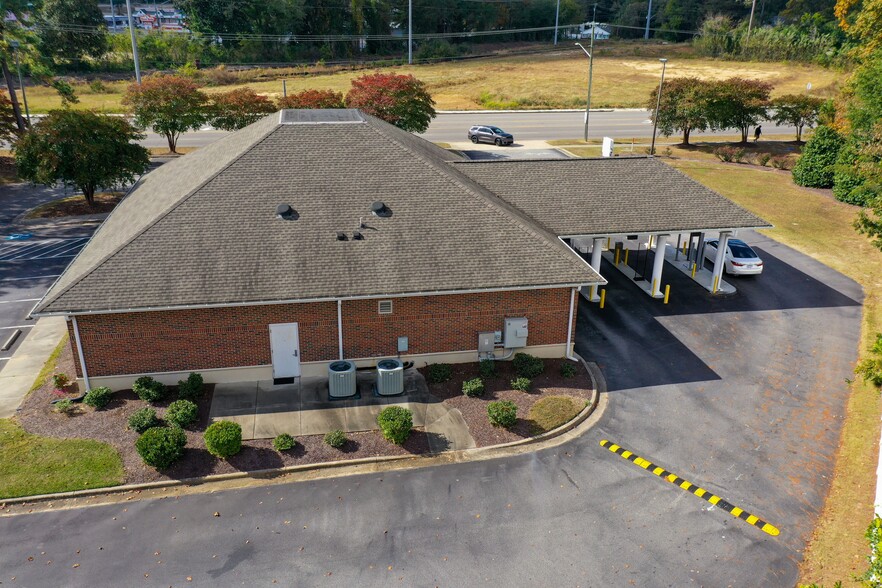 991 S Mcpherson Church Rd, Fayetteville, NC for sale - Building Photo - Image 2 of 16