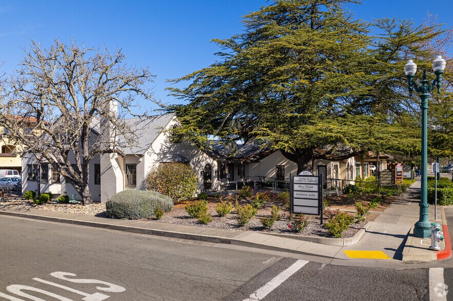645-651 Broadway, Sonoma, CA for sale - Building Photo - Image 1 of 1