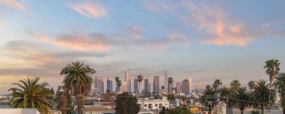 540 N Serrano Ave, Los Angeles, CA for sale - Building Photo - Image 2 of 36