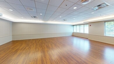 6300 Hospital Pky, Johns Creek, GA for lease Interior Photo- Image 2 of 6