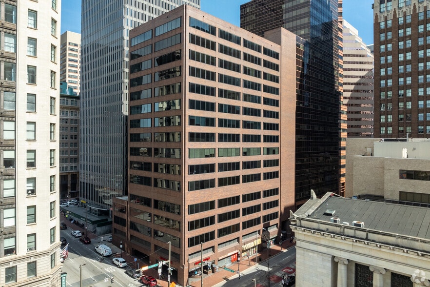 10 E Baltimore St, Baltimore, MD for sale - Primary Photo - Image 1 of 5