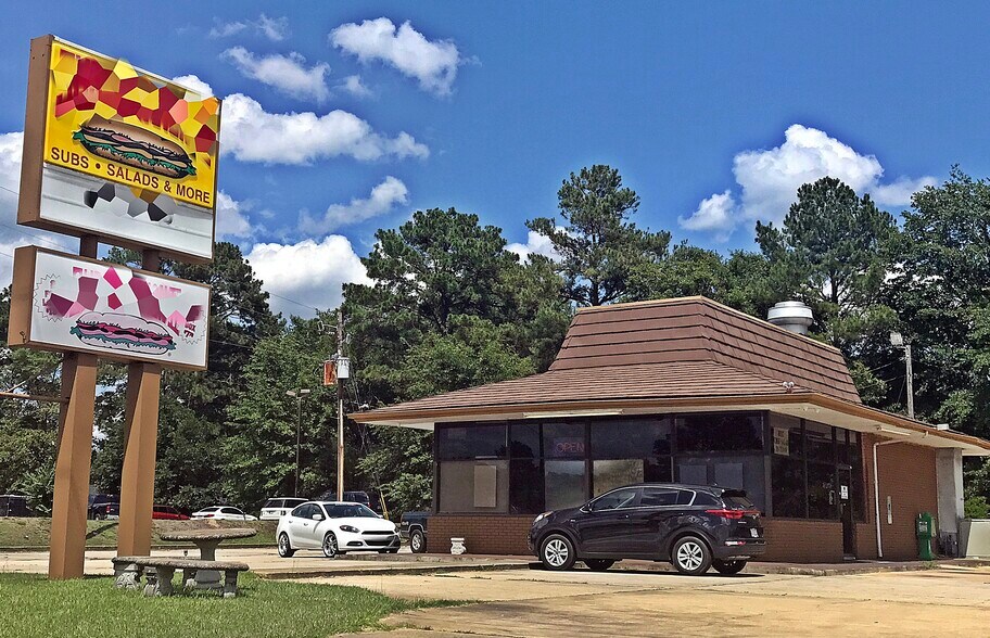 114 Fayetteville Rd, Raeford, NC for sale - Building Photo - Image 1 of 1