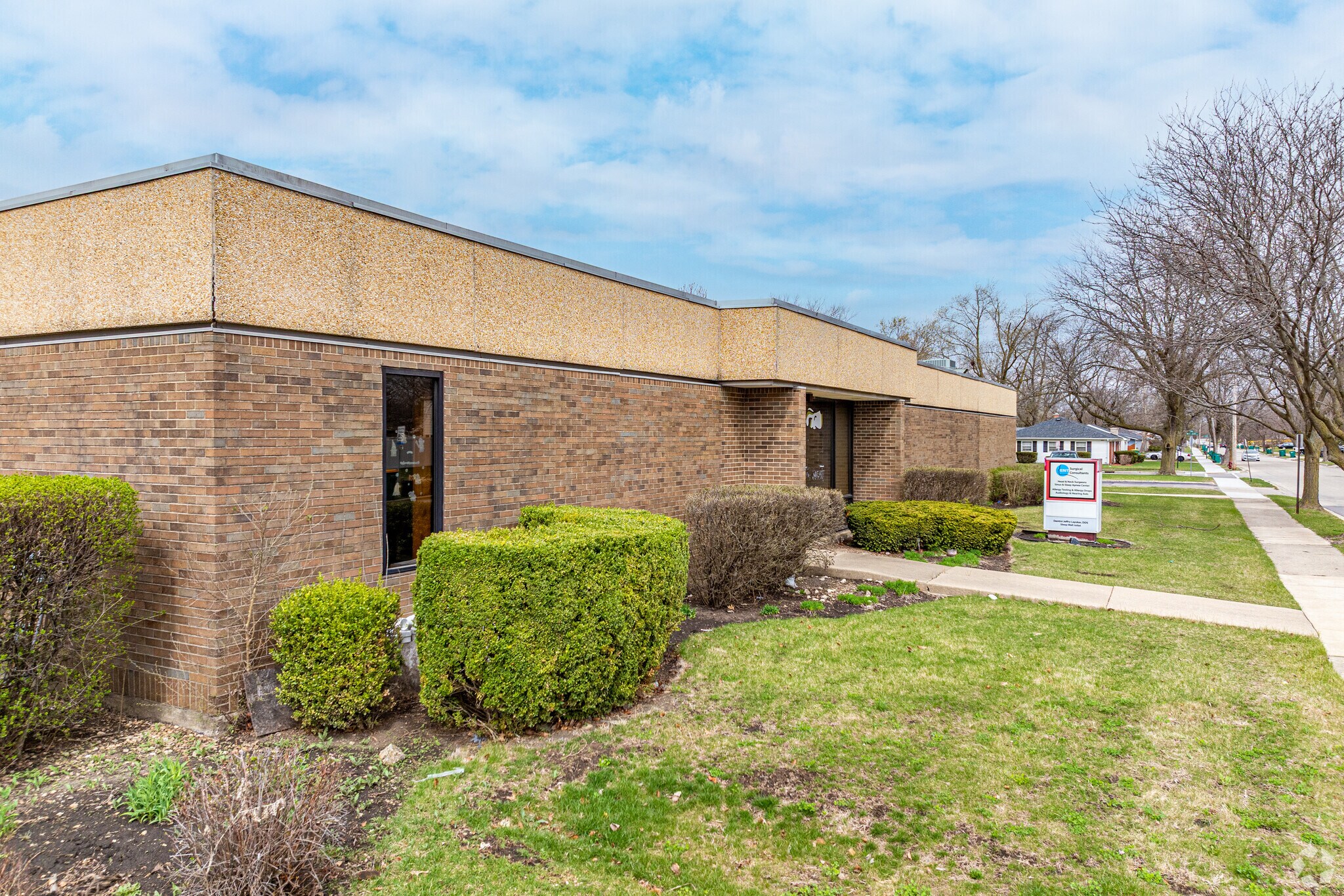 2201 Glenwood Ave, Joliet, IL for lease Primary Photo- Image 1 of 17