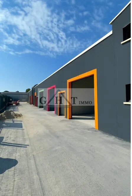 Office in Vaux-le-Pénil for lease Building Photo- Image 1 of 4