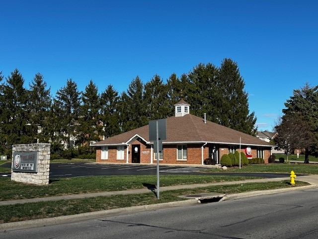 7620 Farmsbury Rd, Reynoldsburg, OH for lease Interior Photo- Image 1 of 5