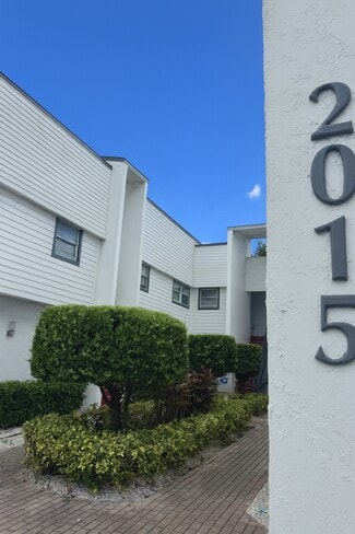 More details for 2015 S Tuttle Ave, Sarasota, FL - Office for Sale