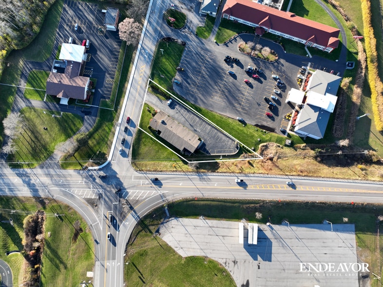 301 Oak St, Batavia, NY for sale - Building Photo - Image 3 of 6