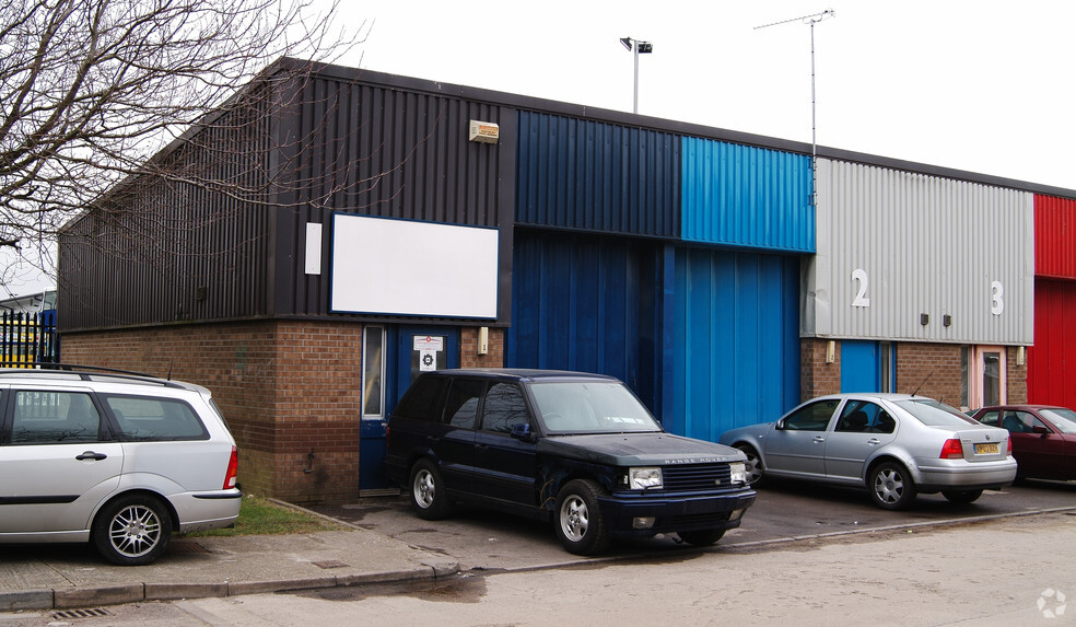 Barnfield Rd, Swindon for lease - Building Photo - Image 2 of 2