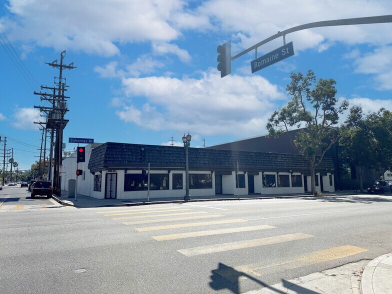 950 N Cahuenga Blvd, Los Angeles, CA for sale - Primary Photo - Image 1 of 1