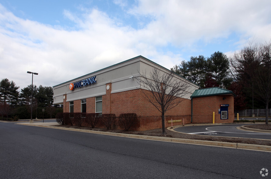 4749 Sangamore Rd, Bethesda, MD for lease - Building Photo - Image 1 of 3