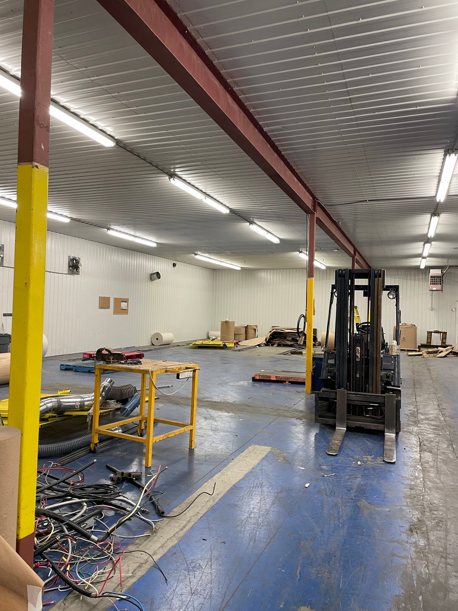 498 De L'aviation, Trois-Rivières, QC for sale Primary Photo- Image 1 of 1