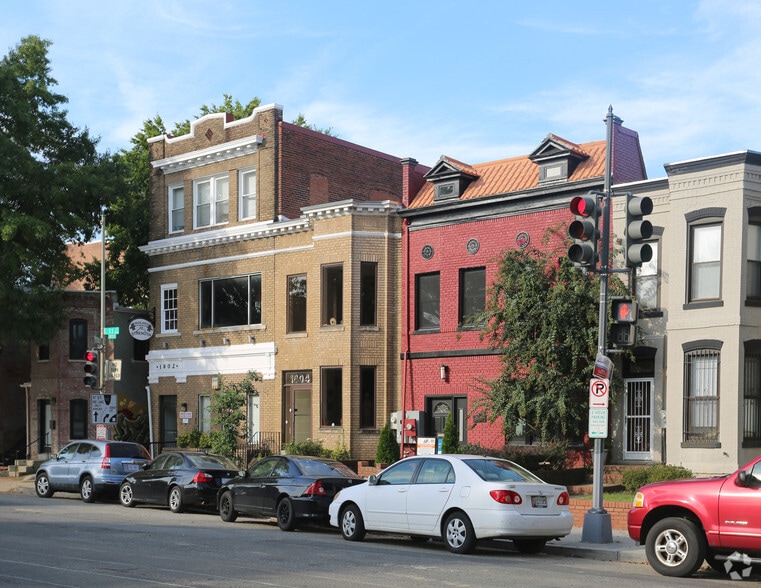 1802 11th St NW, Washington, DC for lease - Building Photo - Image 3 of 49