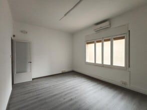 Office in Barcelona, Barcelona for lease Interior Photo- Image 1 of 18