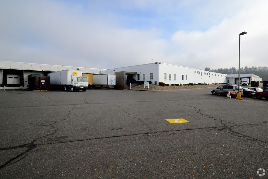 24 Industrial Park Rd W, Tolland, CT for lease - Building Photo - Image 3 of 5