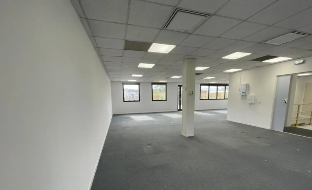 Office in Massy for lease Building Photo- Image 1 of 2
