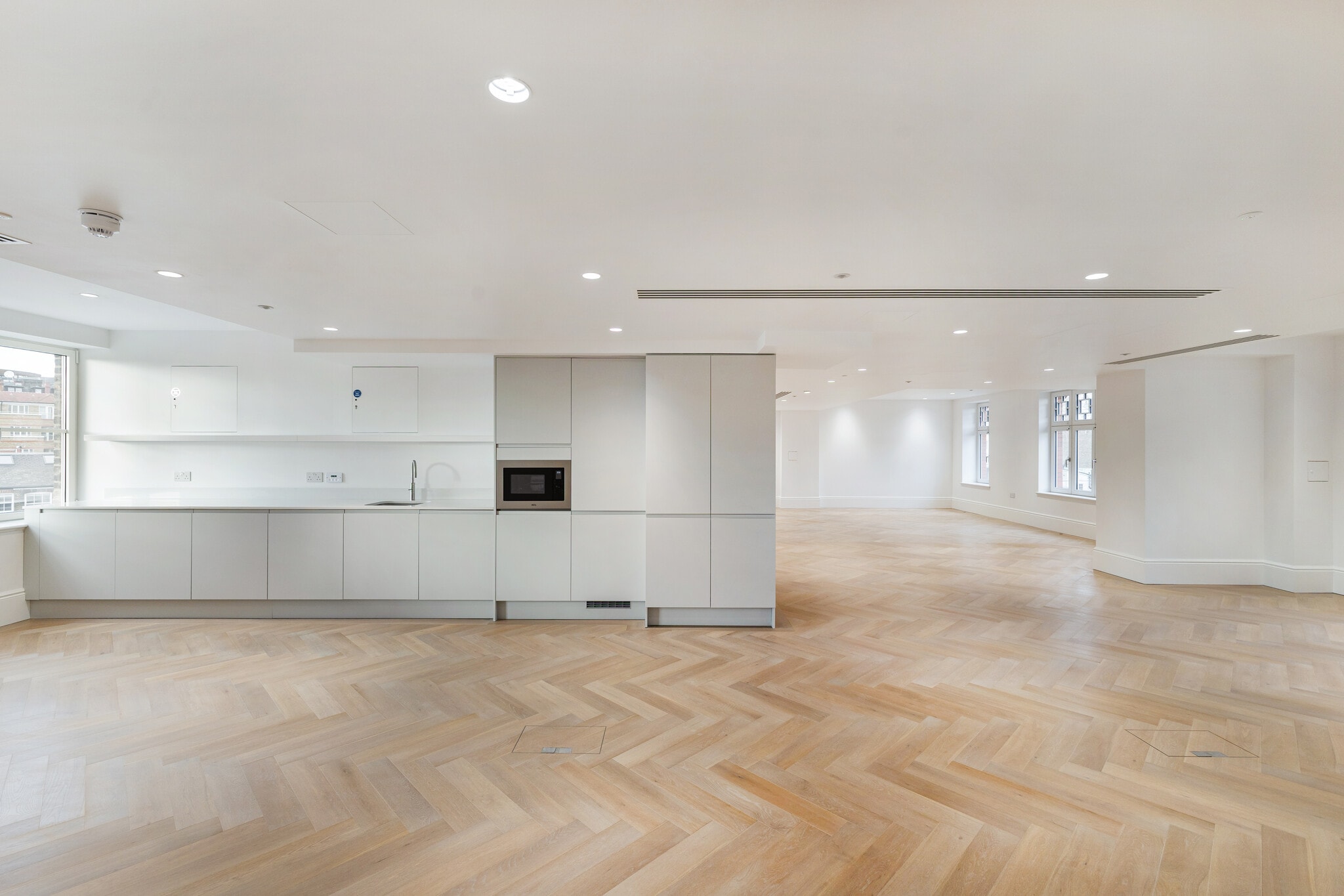 51 Sloane St, London for lease Interior Photo- Image 1 of 2