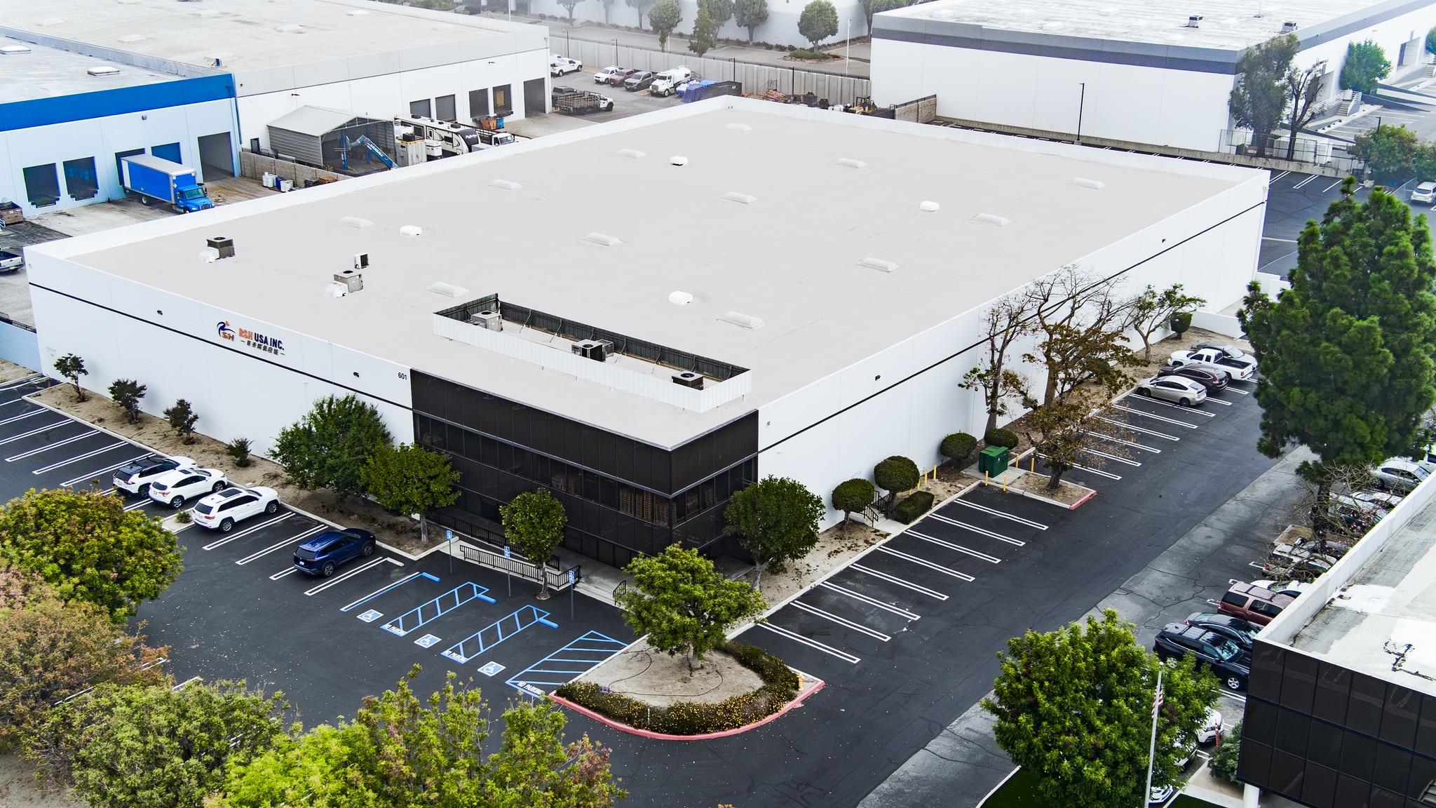 601 S Dupont Ave, Ontario, CA for lease Building Photo- Image 1 of 10