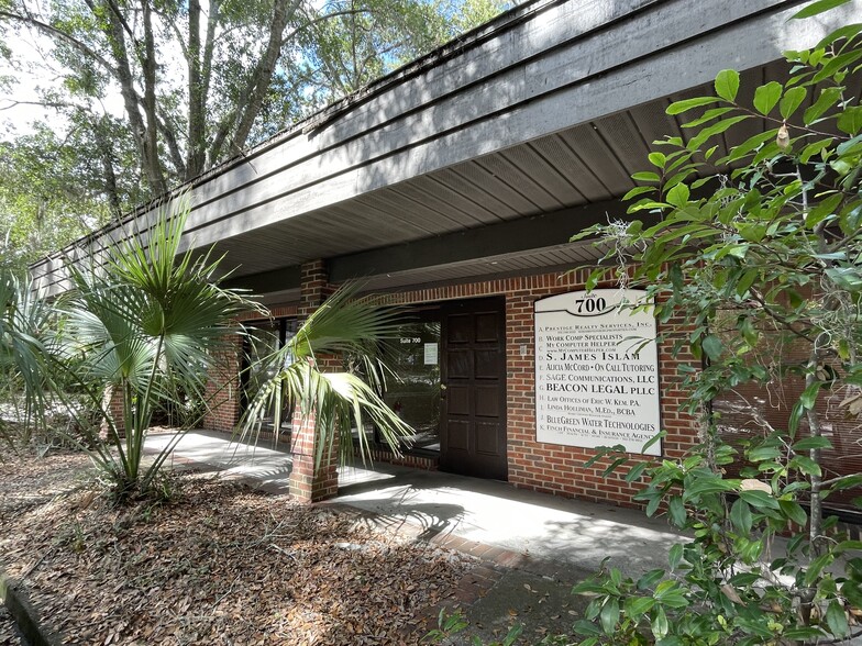 2233 NW 41st St, Gainesville, FL for lease - Building Photo - Image 3 of 13