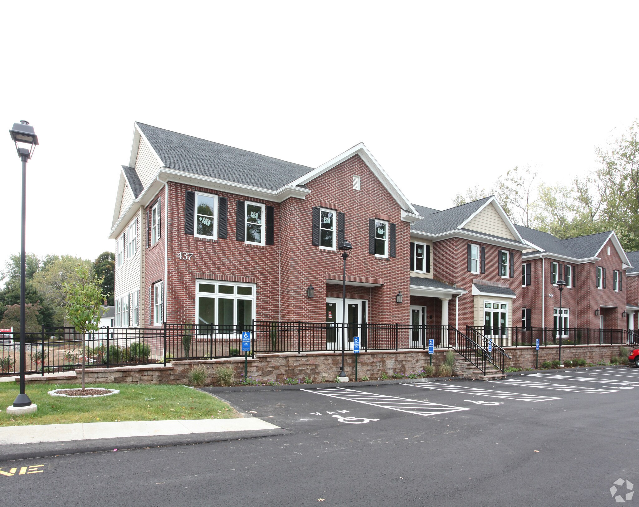 437 Naubuc Ave, Glastonbury, CT for sale Building Photo- Image 1 of 1