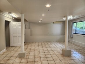 213 Robinson St, South Kingstown, RI for lease Building Photo- Image 2 of 6