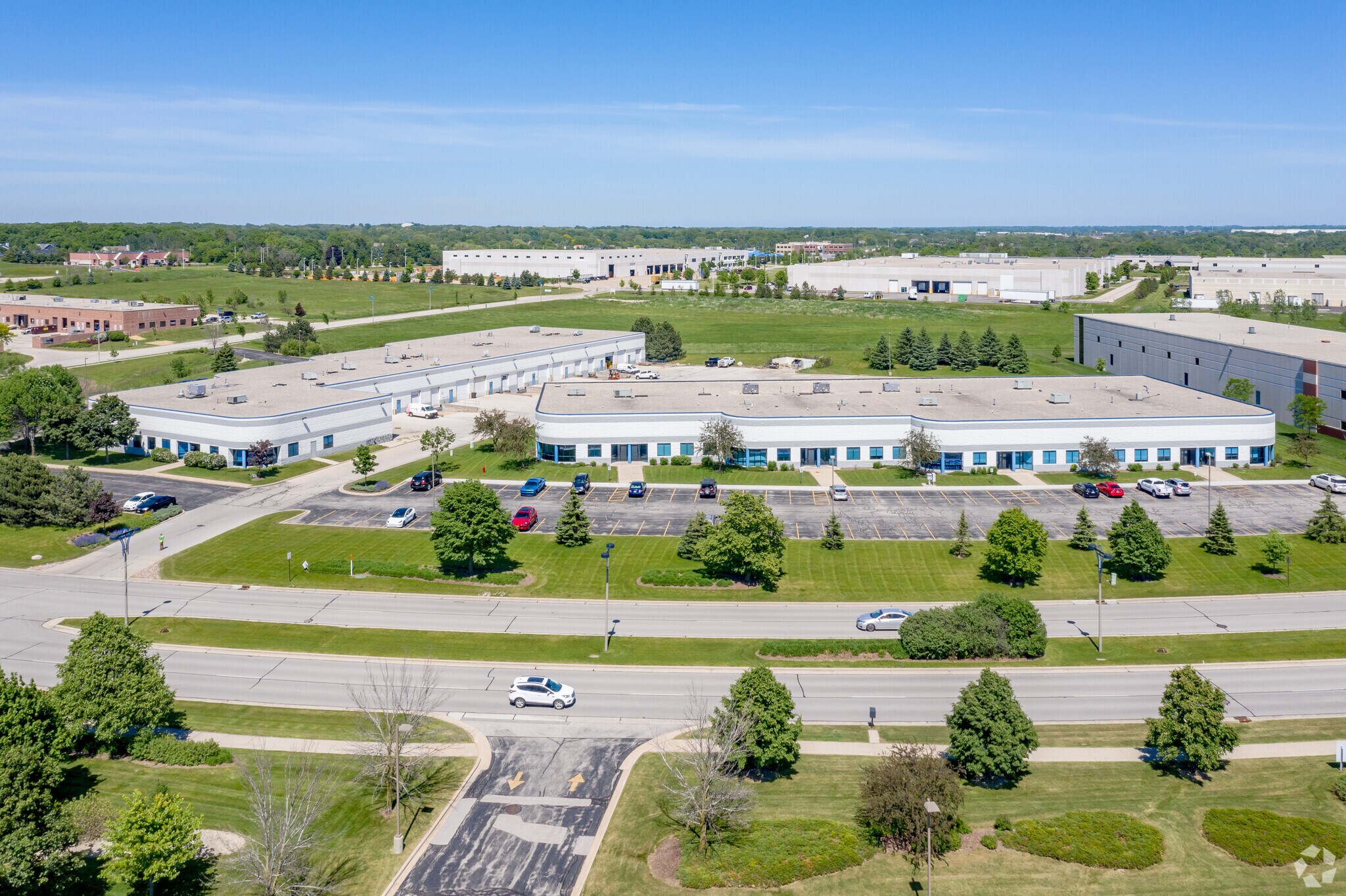 96009622 S Franklin Dr, Franklin, WI 53132 Franklin Business Center