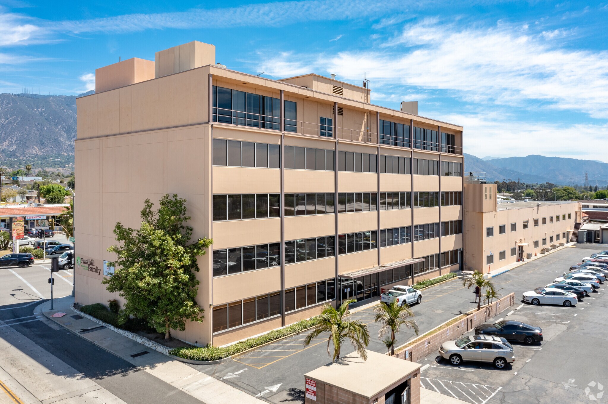 133 N Altadena Dr, Pasadena, CA 91107 Pasadena Business Park