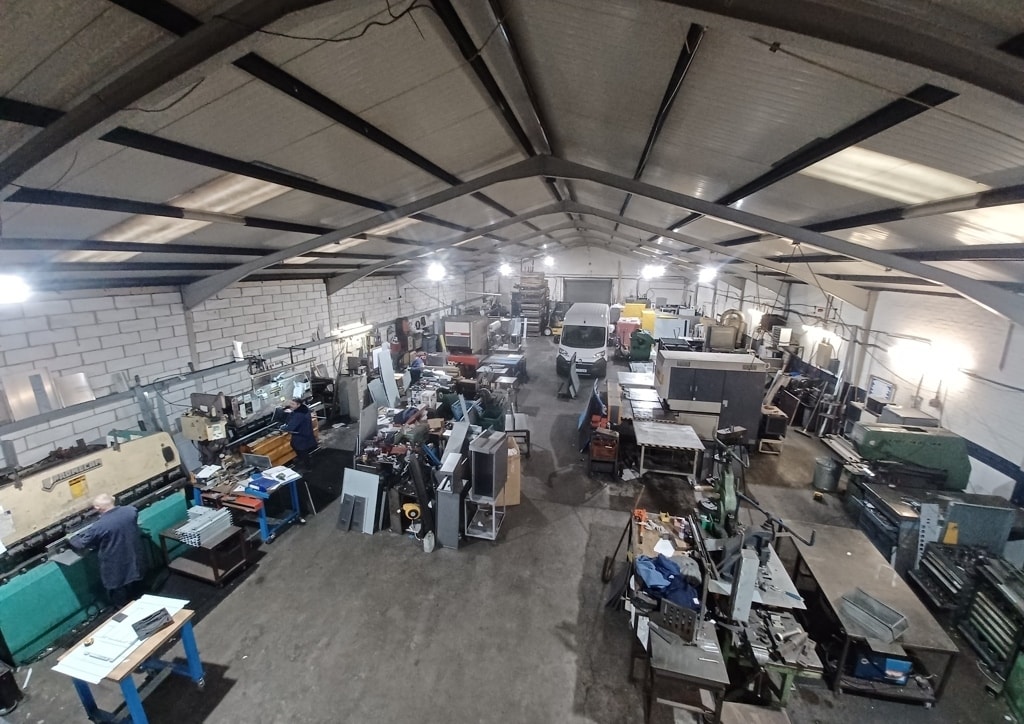 Old Wolverton Rd, Milton Keynes, BKM MK12 5NP - Unit 1 - - Interior Photo - Image 1 of 2
