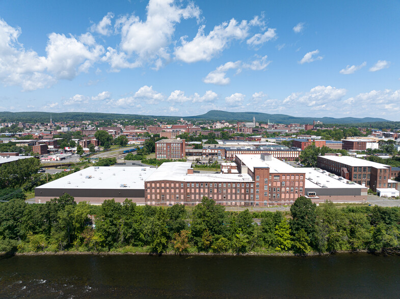 100 Water St, Holyoke, MA for sale - Building Photo - Image 2 of 7