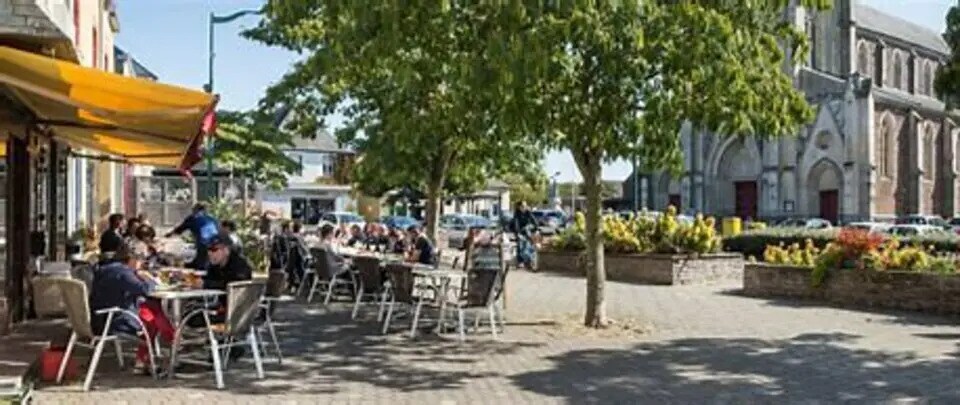 Retail in Mordelles for sale - Building Photo - Image 1 of 1