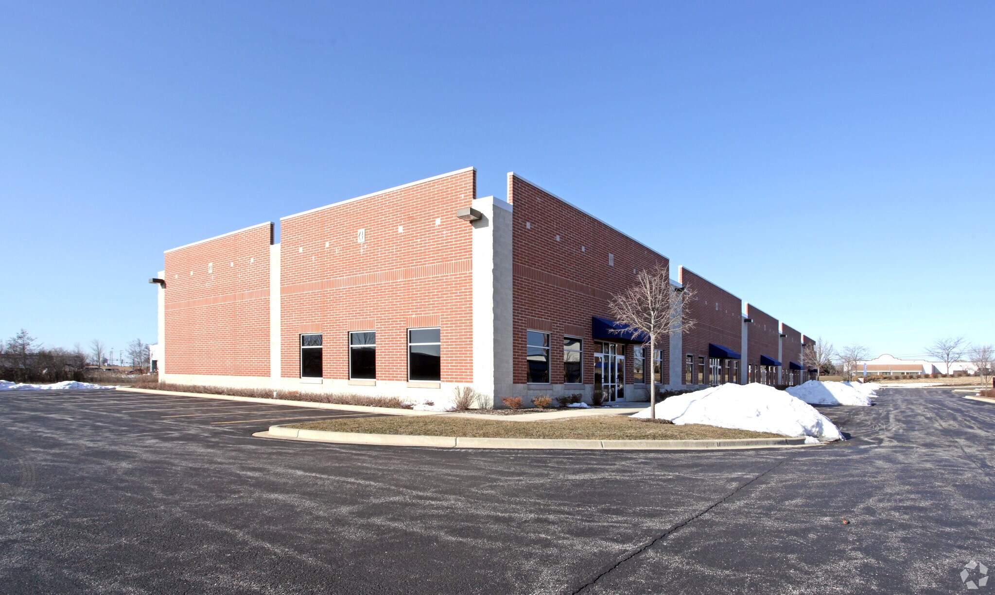 941 S McLean Blvd, Elgin, IL for sale Primary Photo- Image 1 of 1