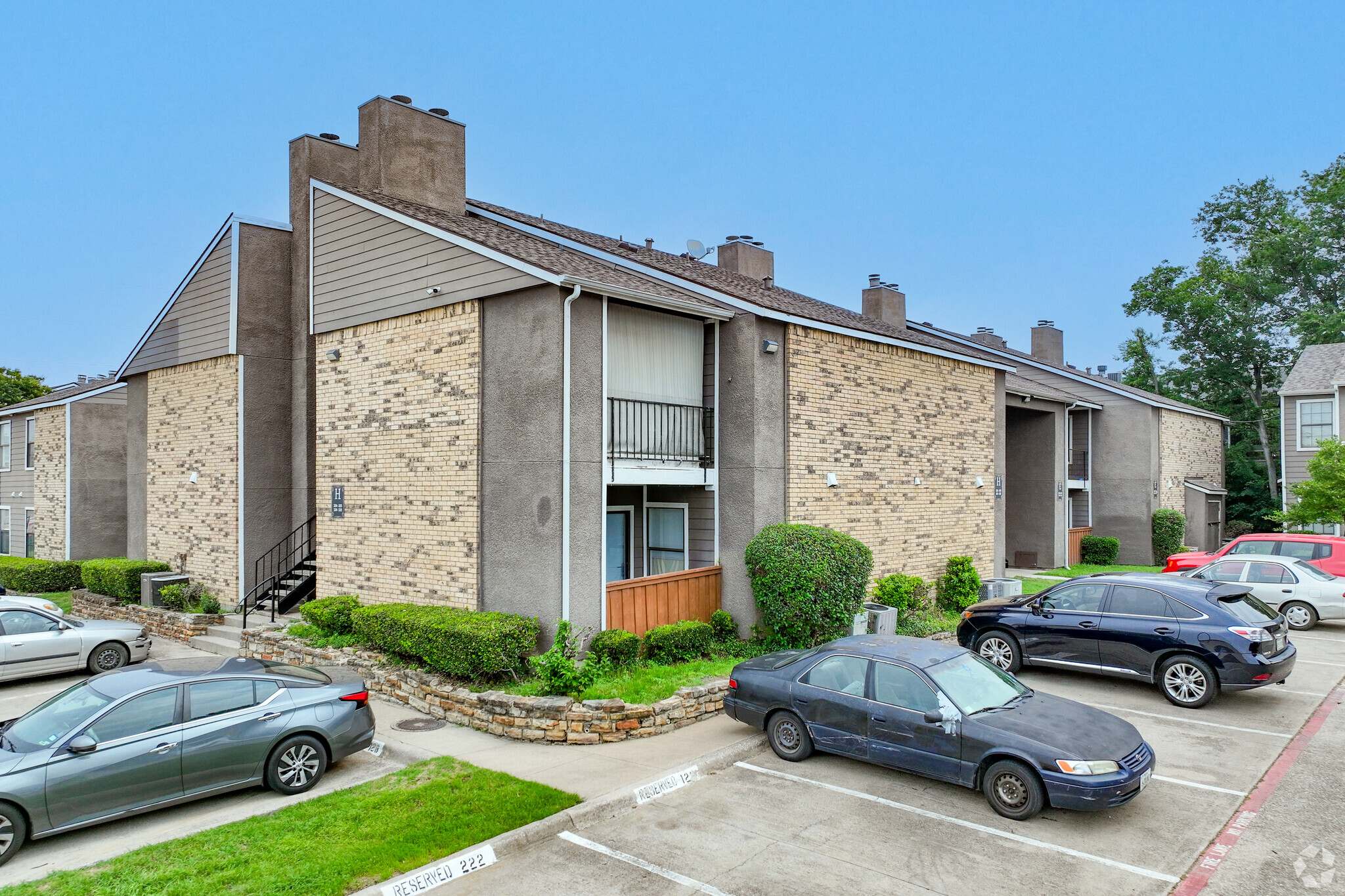 9170 Forest Ln, Dallas, TX for lease Primary Photo- Image 1 of 5