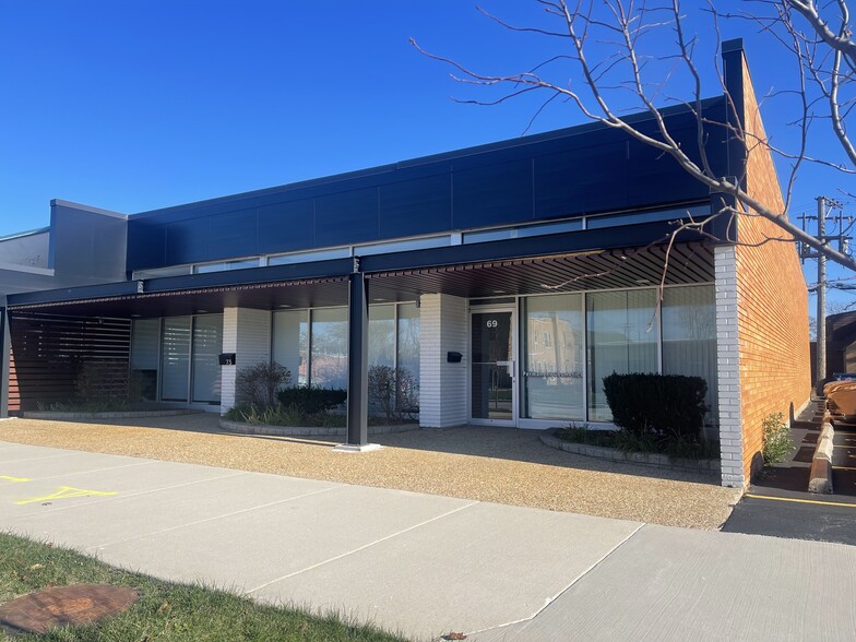 69-73 N Broadway St, Des Plaines, IL for lease - Building Photo - Image 1 of 15