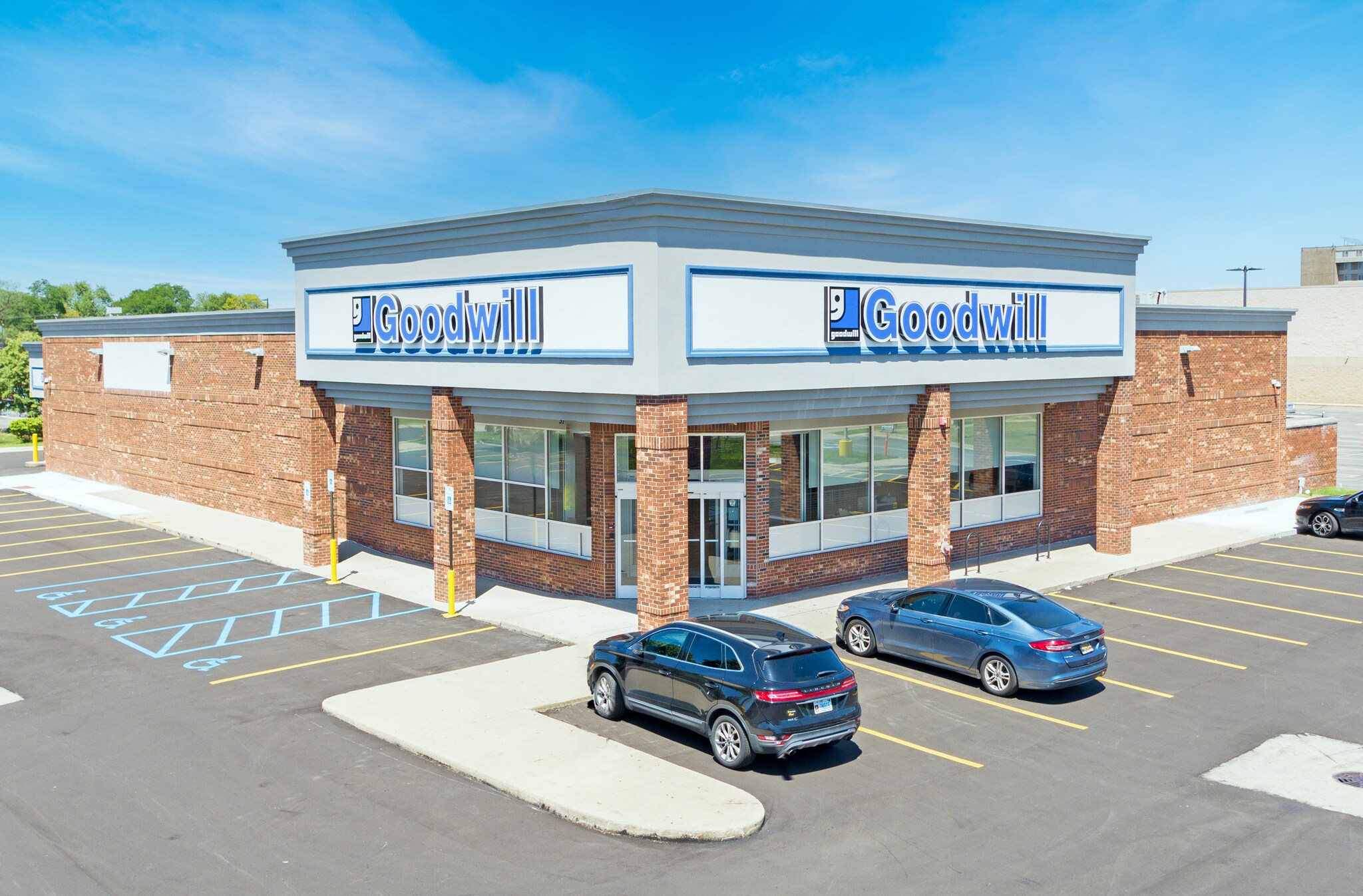 31010 John R Rd, Madison Heights, MI for sale Building Photo- Image 1 of 1