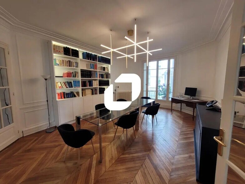 Office in Paris for lease - Interior Photo - Image 3 of 9