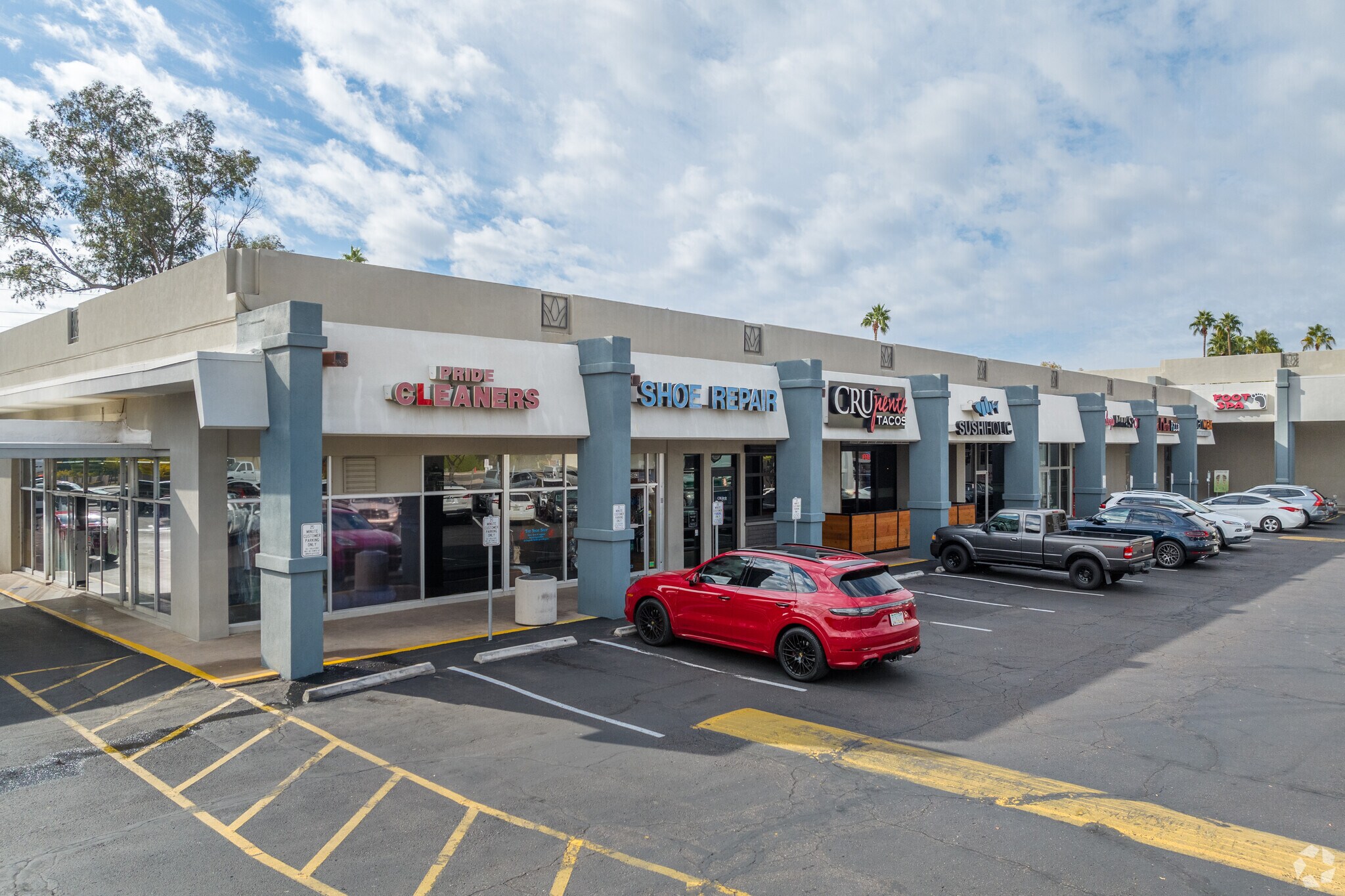 3923-3967 E Camelback Rd, Phoenix, AZ for sale Primary Photo- Image 1 of 1