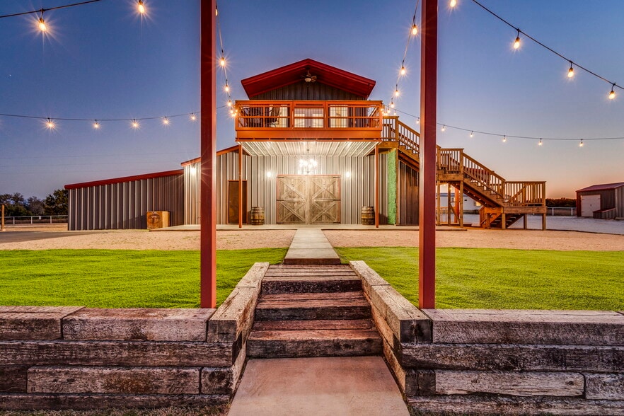 3199 County 2730 Rd, Glen Rose, TX for sale - Building Photo - Image 2 of 36