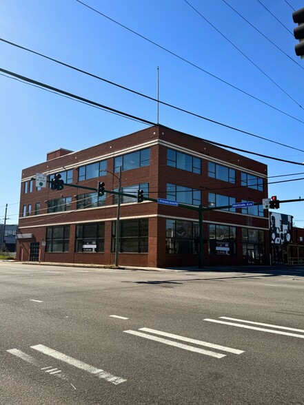119 E Princess Anne Rd, Norfolk, VA for lease - Building Photo - Image 1 of 6