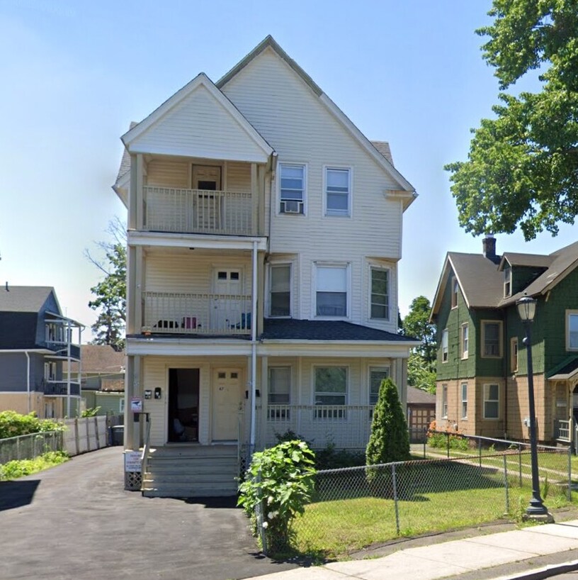 65 New Britain Ave, Hartford, CT 06106