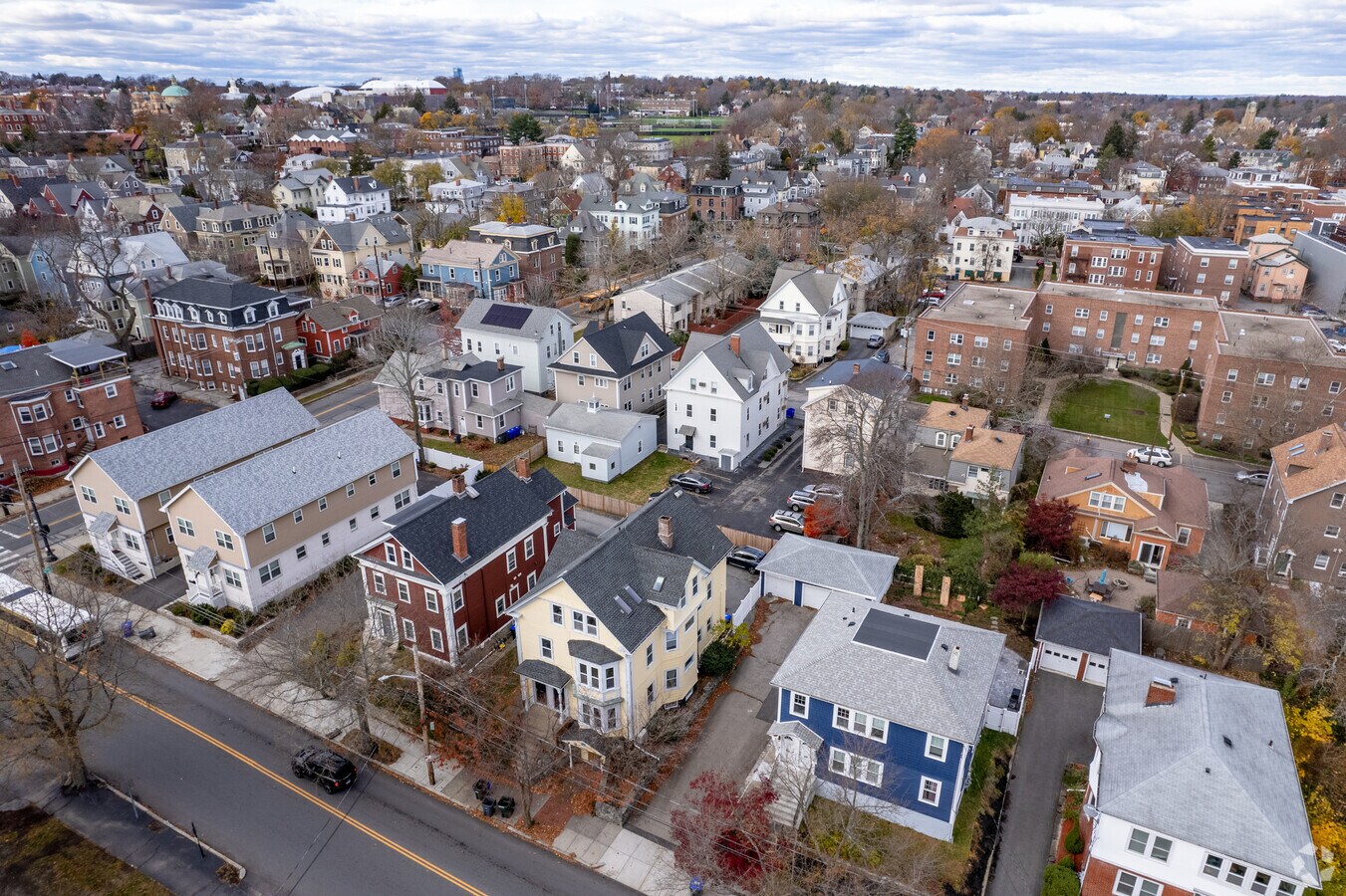 8082 Pitman St, Providence, RI 02906