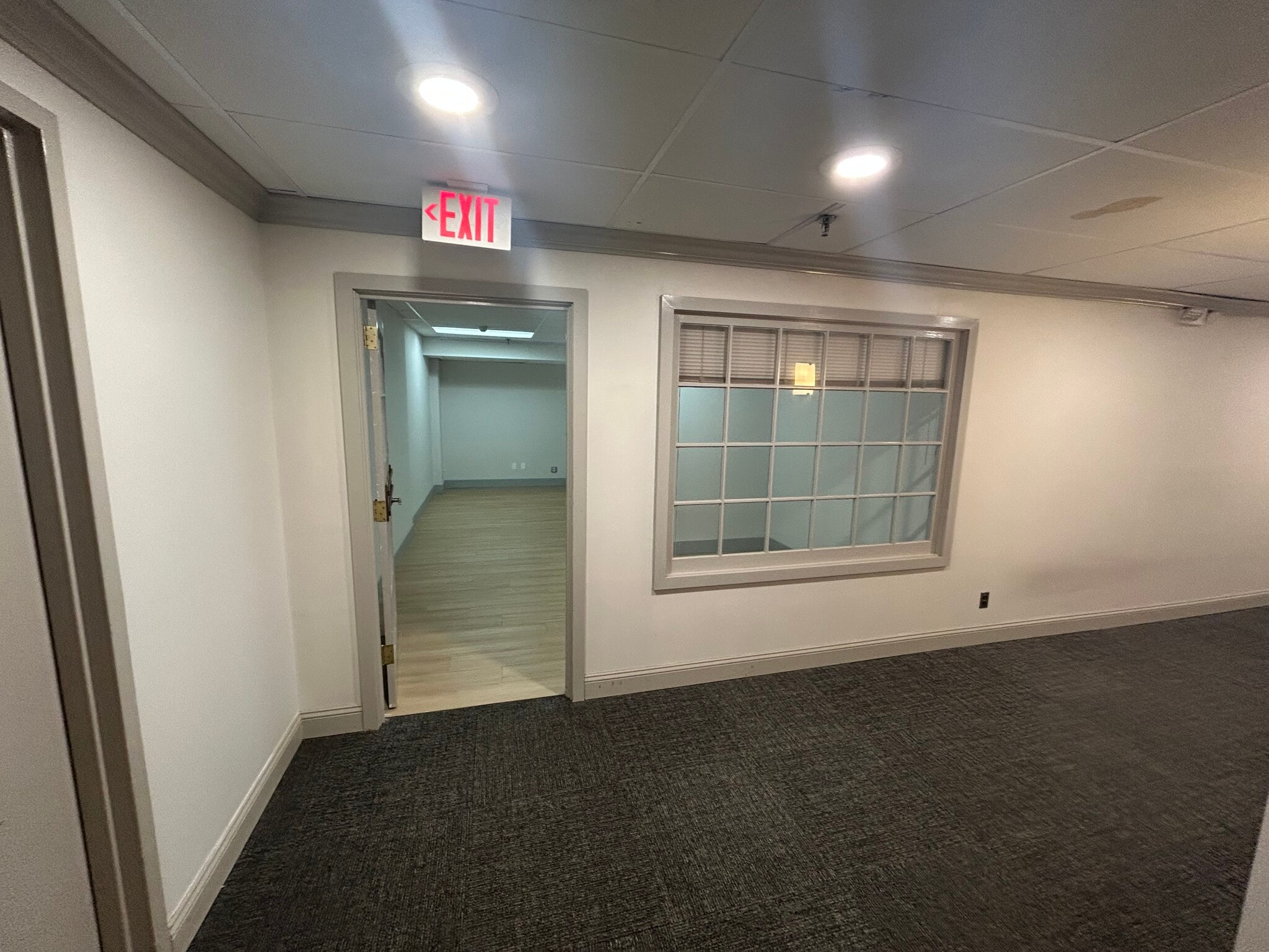 7-11 S Broadway, White Plains, NY for lease Interior Photo- Image 1 of 6