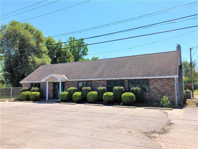 4600 Caledonia Avon Rd, Caledonia, NY for sale - Building Photo - Image 1 of 1
