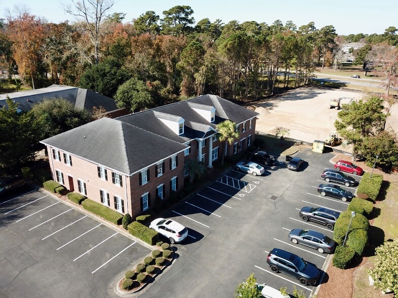 4589 Oleander Dr, Myrtle Beach, SC for sale - Building Photo - Image 2 of 45