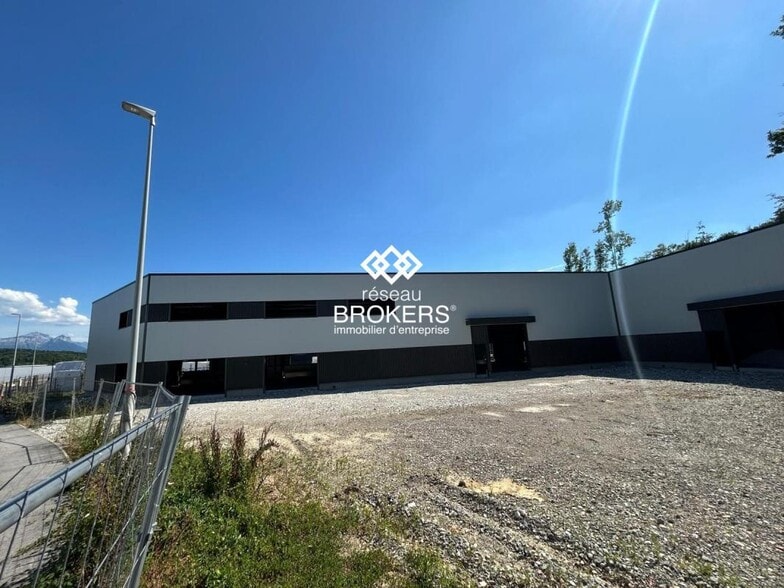 Industrial in Allonzier-la-Caille for sale - Building Photo - Image 3 of 5