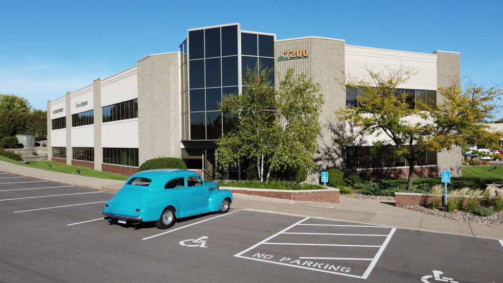 7200 Hudson Blvd N, Oakdale, MN for lease - Building Photo - Image 3 of 4