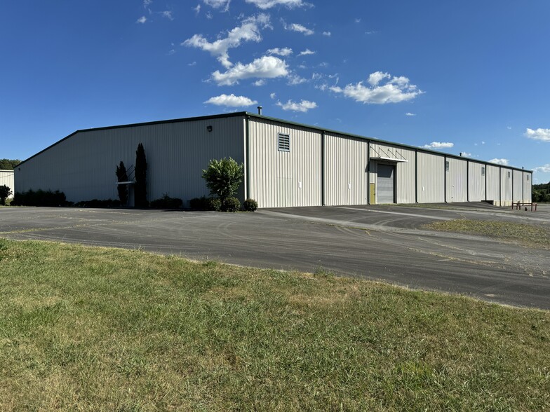 1033 Union Grove Rd SE, Adairsville, GA for lease - Building Photo - Image 1 of 8