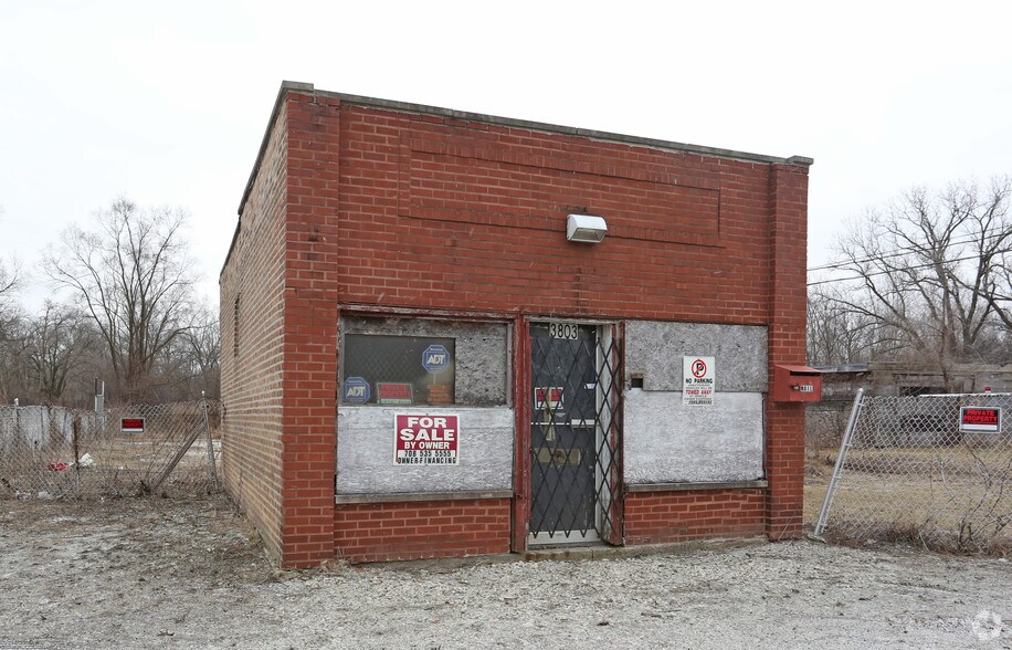 3803 W 135th St, Robbins, IL 60472