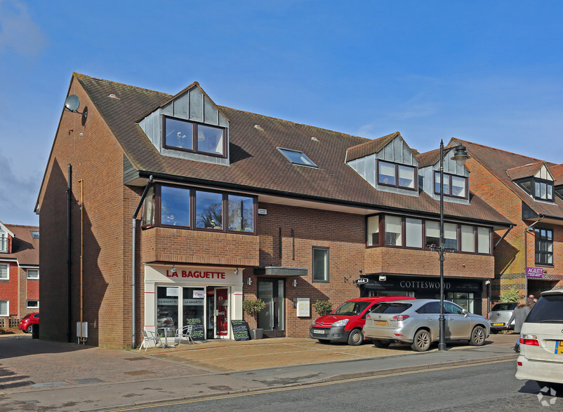 12-14 Hill Ave, Amersham for lease - Building Photo - Image 1 of 2