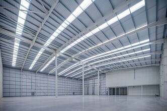 Limberline Rd, Portsmouth for lease Interior Photo- Image 2 of 4