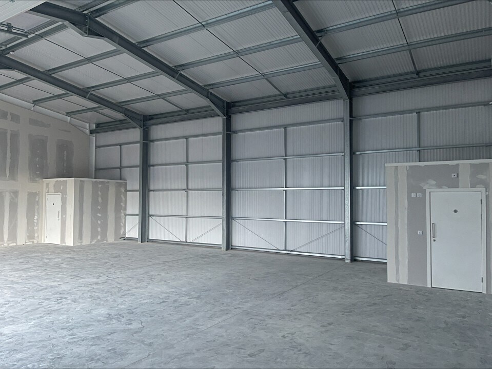 246 Newark Rd, Lincoln for lease Interior Photo- Image 1 of 2