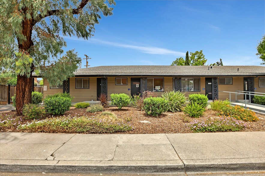 1961 Pruneridge Ave, Santa Clara, CA for lease - Building Photo - Image 3 of 12